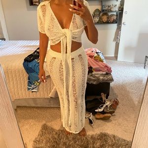 New set ivory medium new